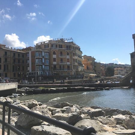 Near The Beach Rapallo Esterno foto